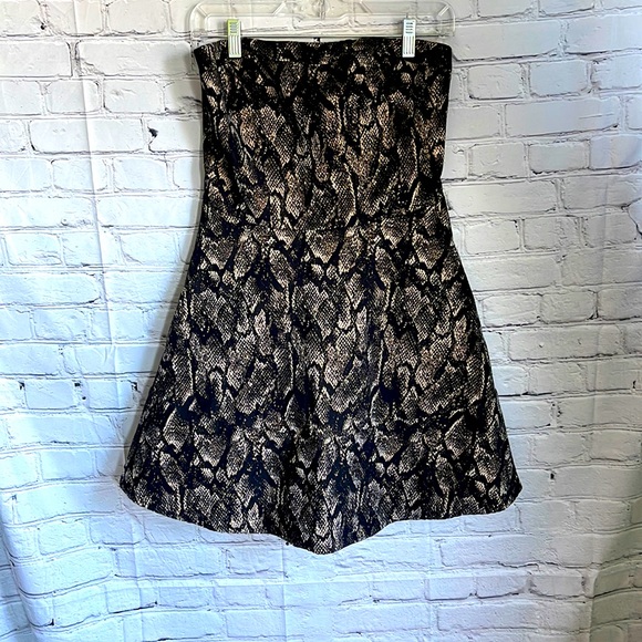 COPY - Express Black & Gold Snakeskin Print Strapless Mini Dress Size S - Picture 2 of 5